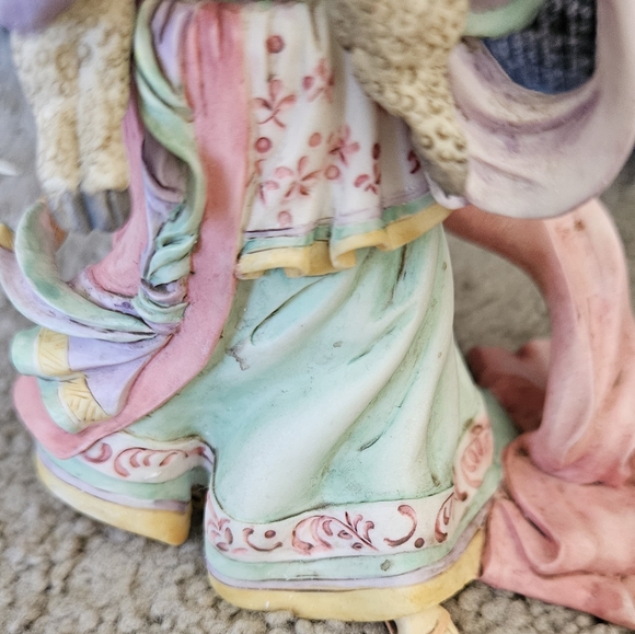 Two Christmas Figurines, An Angel with 2 Lambs & Royal King. Vintage 1996. - Picture 15 of 16